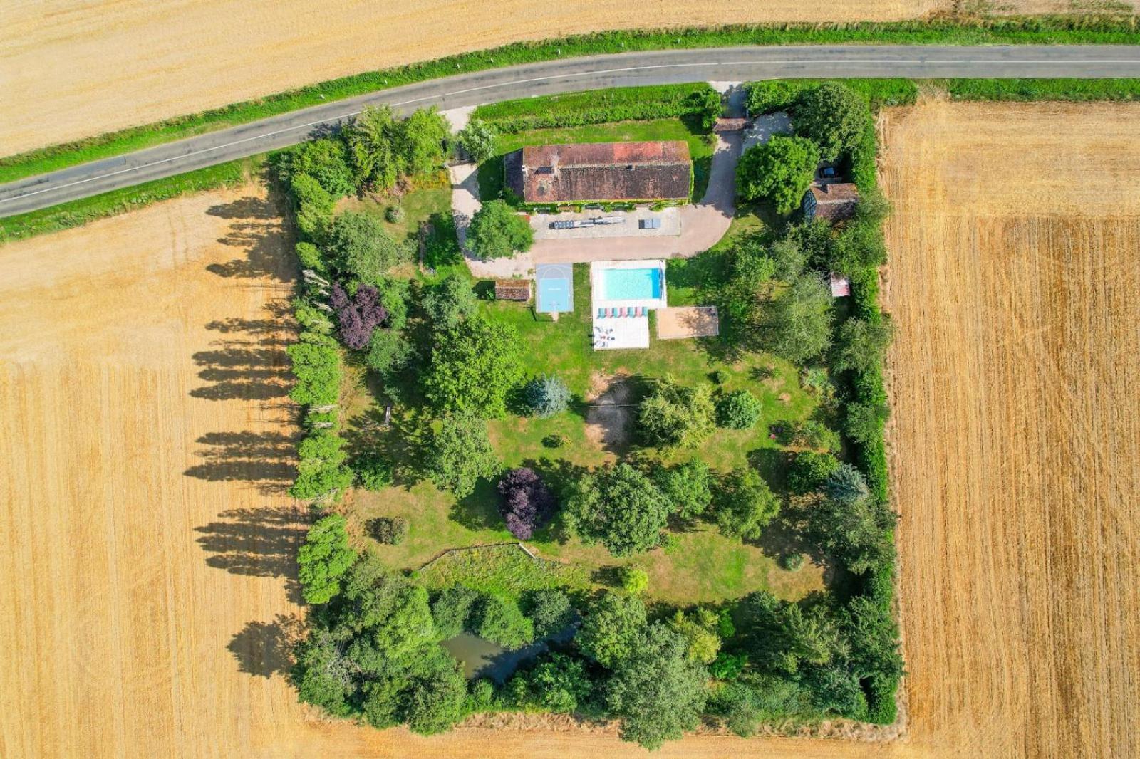 Crazy Villa Etisseaux 45 - Heated Pool - Volley Court - 1H30 Paris - 45P Saint-Maurice-sur-Aveyron Экстерьер фото